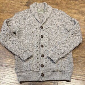 Aran Sweater Market 100% MerinoWool made in Ireland buttondown cardigan sweater